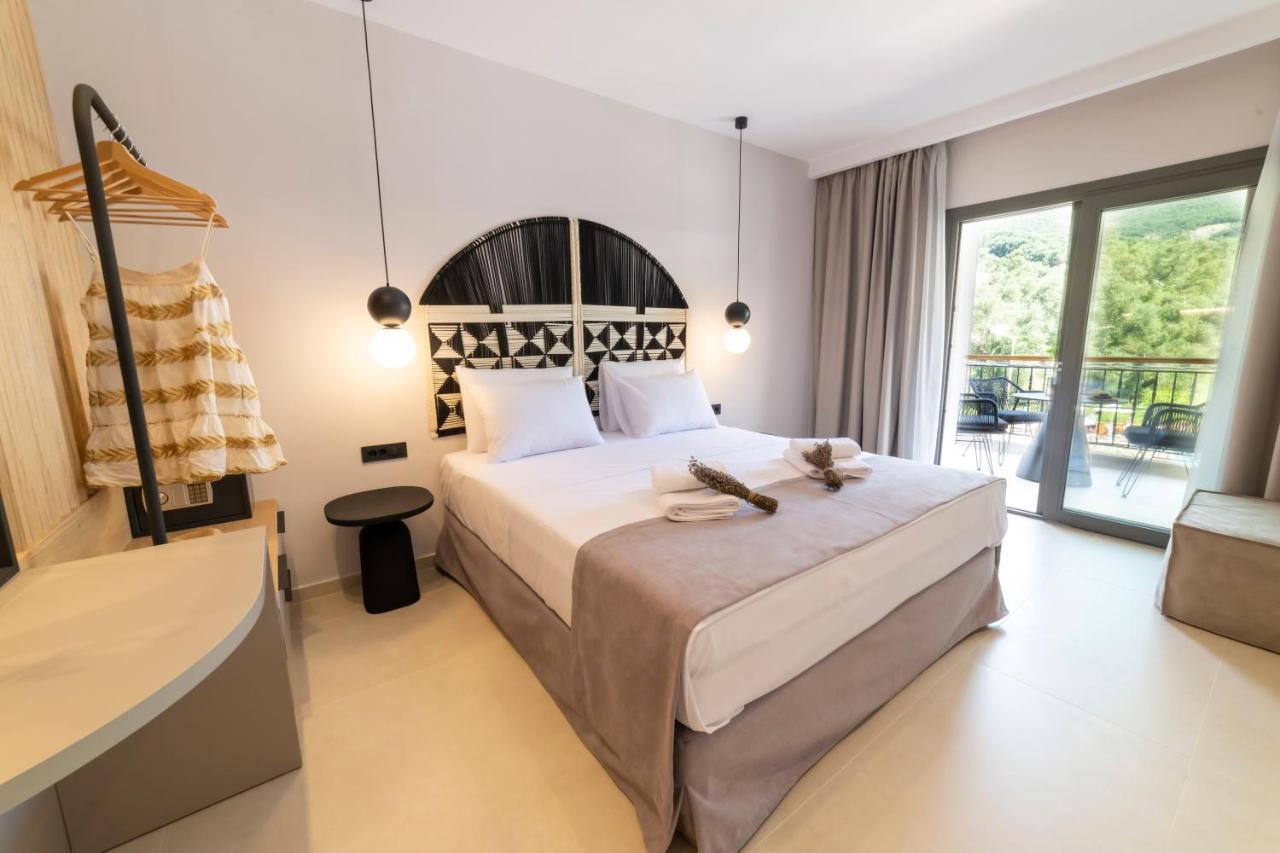Anesis Deluxe Apartments Parga Bagian luar foto
