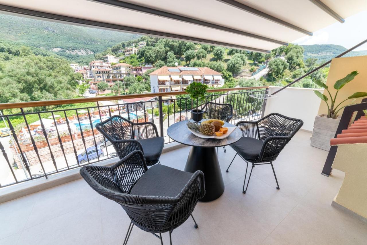 Anesis Deluxe Apartments Parga Bagian luar foto