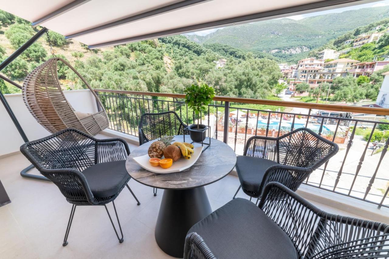 Anesis Deluxe Apartments Parga Bagian luar foto